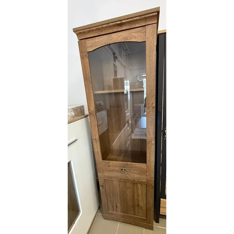 PRODUS RESIGILAT - Vitrina PATRAS, stejar april, PAL/sticla, 63x45x201 cm Retur ușor