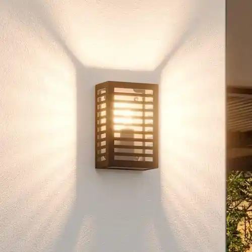 Bestseller Aplică de exterior 1xE27/60W/230V IP44 Eglo