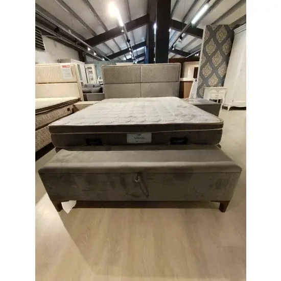 Ofertă de sezon Pat + Saltea gratis Venus, gri - 160x200 cm, design modern